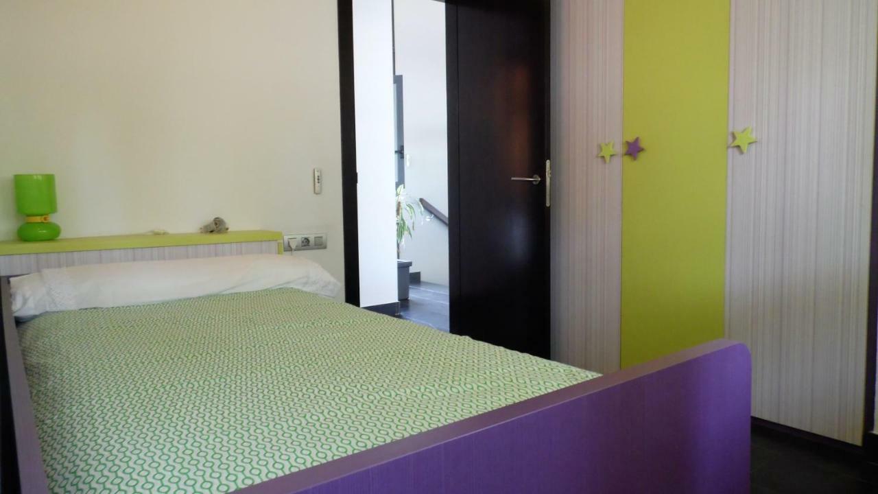 Villa Del Bosque 卡斯特尔德费尔斯 外观 照片